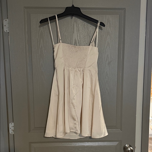 Chic Cream Mini Dress - Picture 3 of 3